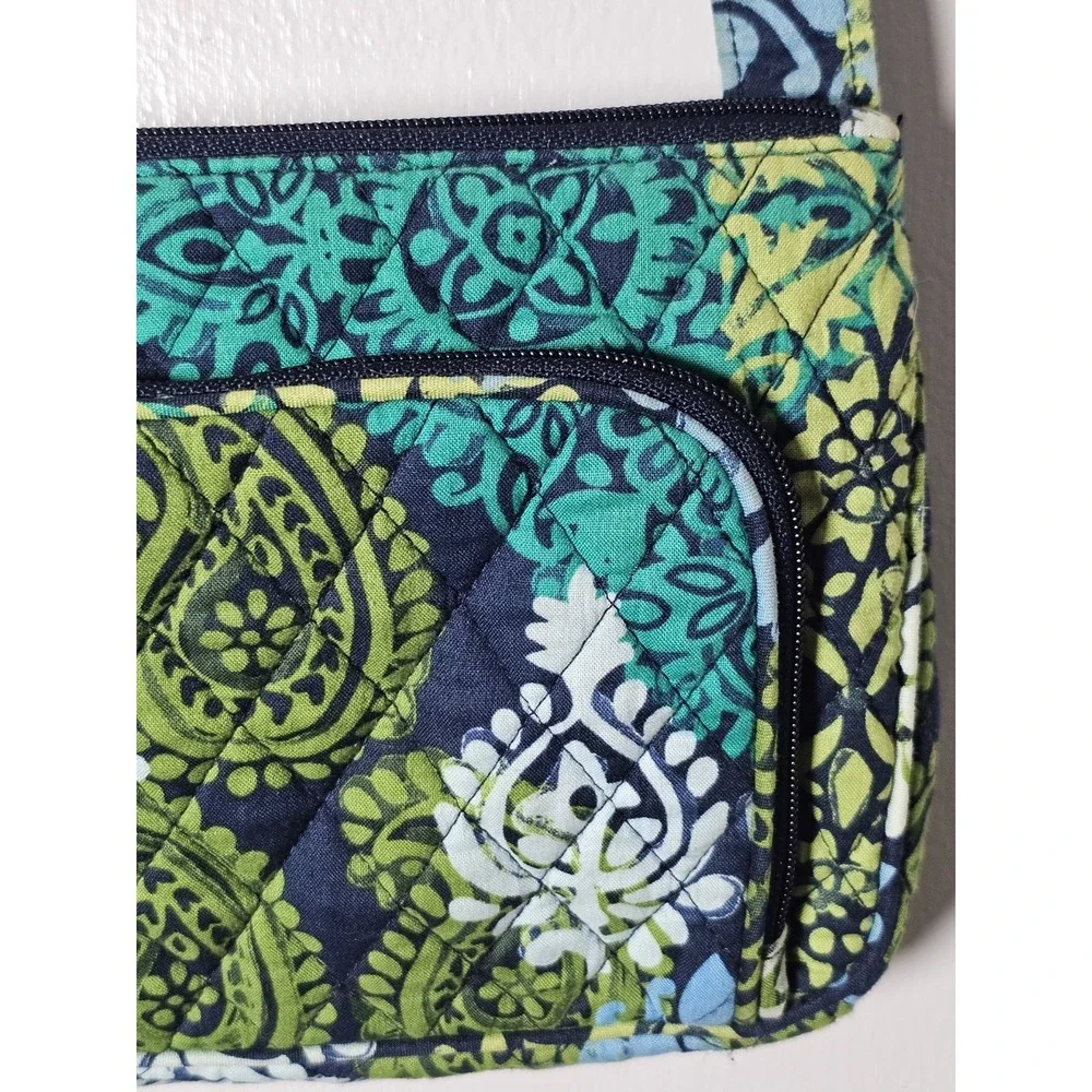 Vera Bradley Caribbean Sea Triple Zip Hipster Paisley Crossbody Shoulder Bag